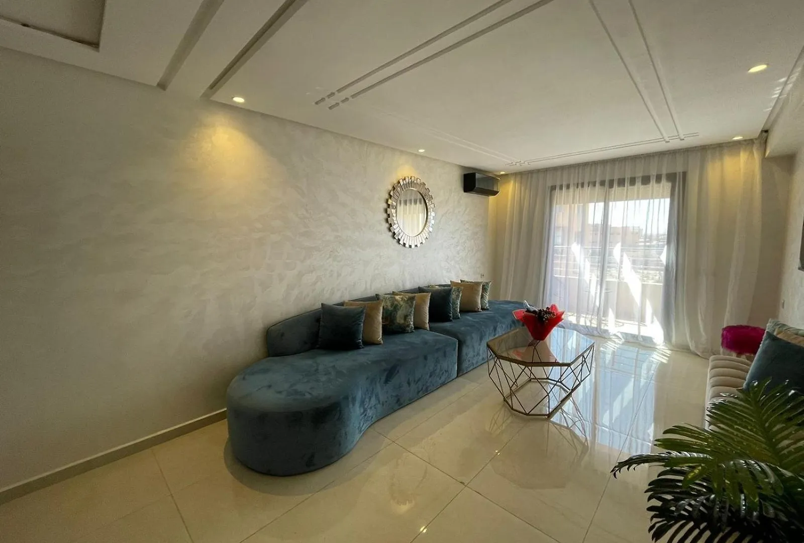 Apartment Luxueux Appartement Centre Ville Residence Privee Avec Piscine Marrakesh Morocco